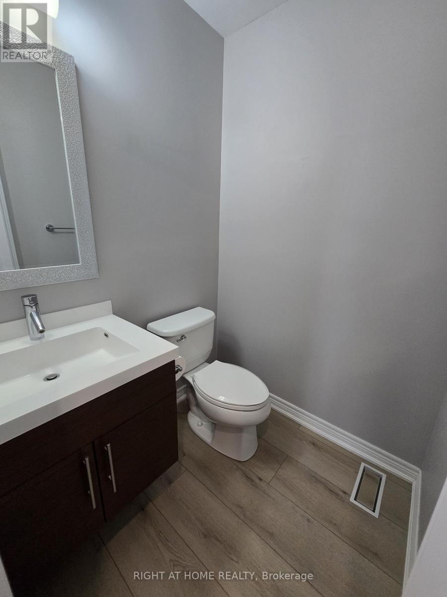 96 - 1401 Plains Road E, Burlington, Ontario  L7R 0C2 - Photo 17 - W12588500