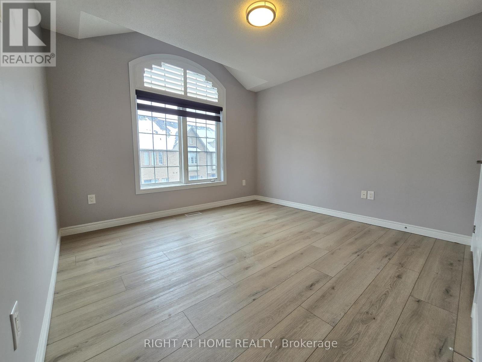 96 - 1401 Plains Road E, Burlington, Ontario  L7R 0C2 - Photo 19 - W12588500