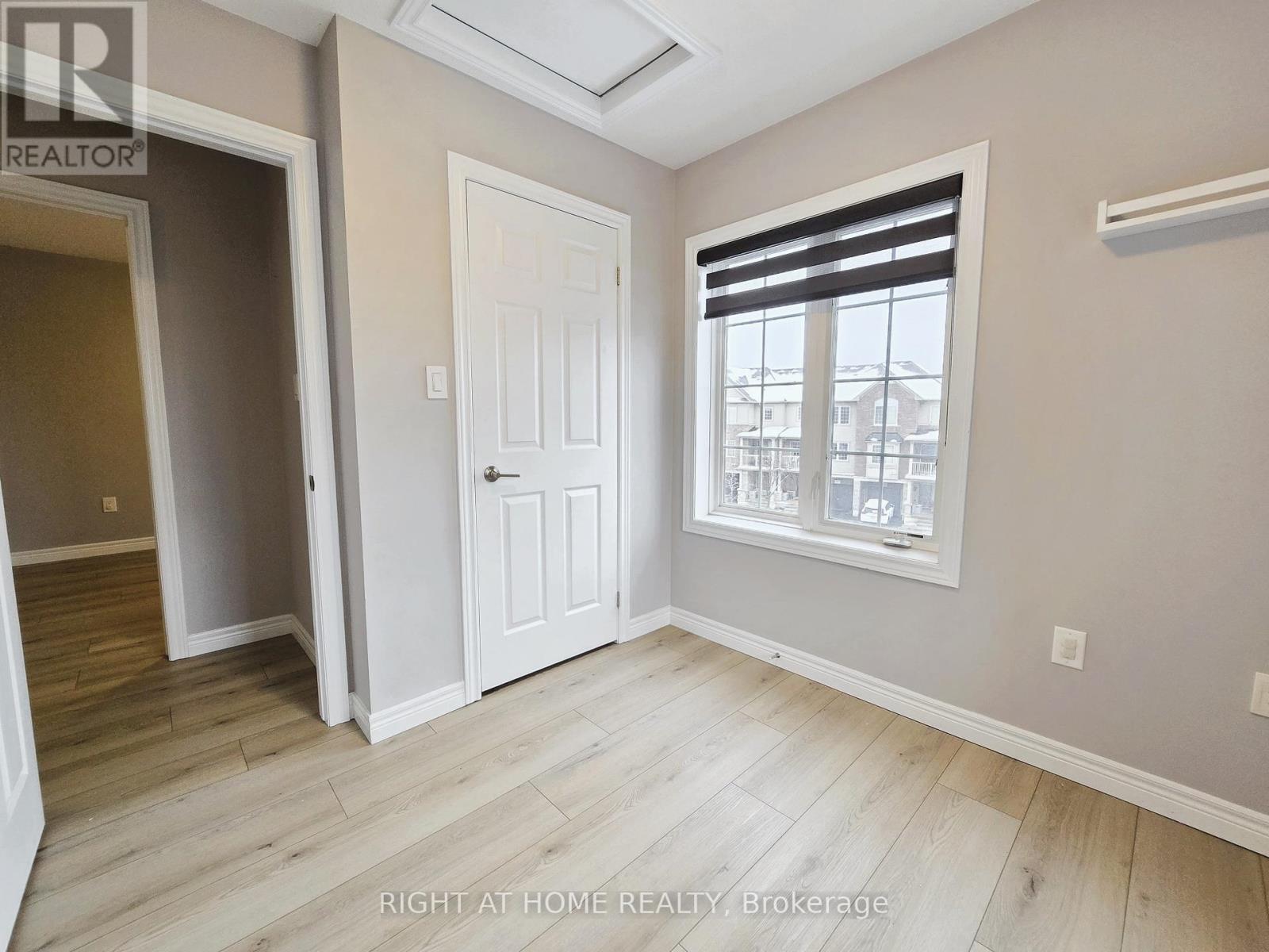 96 - 1401 Plains Road E, Burlington, Ontario  L7R 0C2 - Photo 23 - W12588500