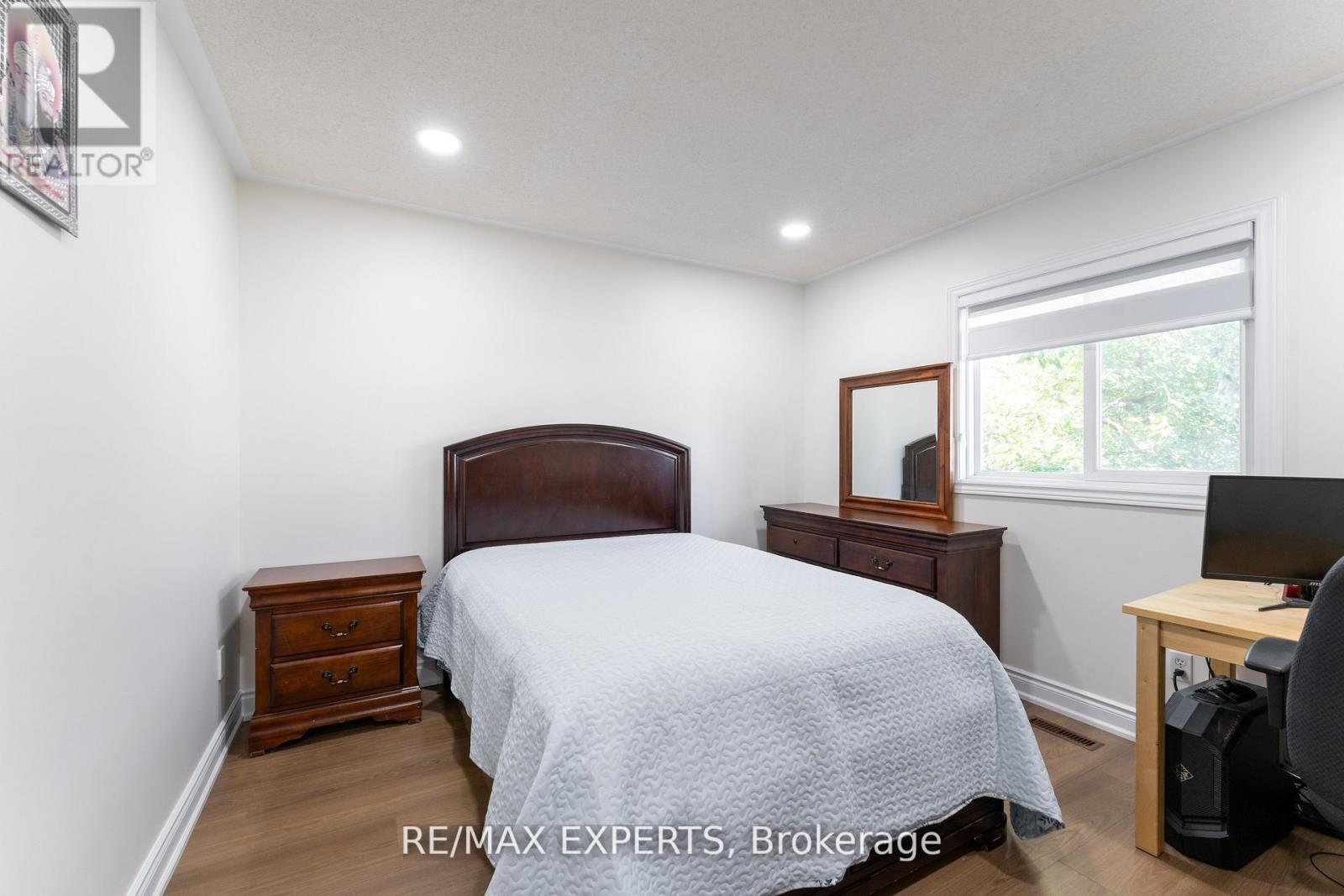 39 Softneedle Avenue, Brampton, Ontario  L6R 1K4 - Photo 18 - W12588502