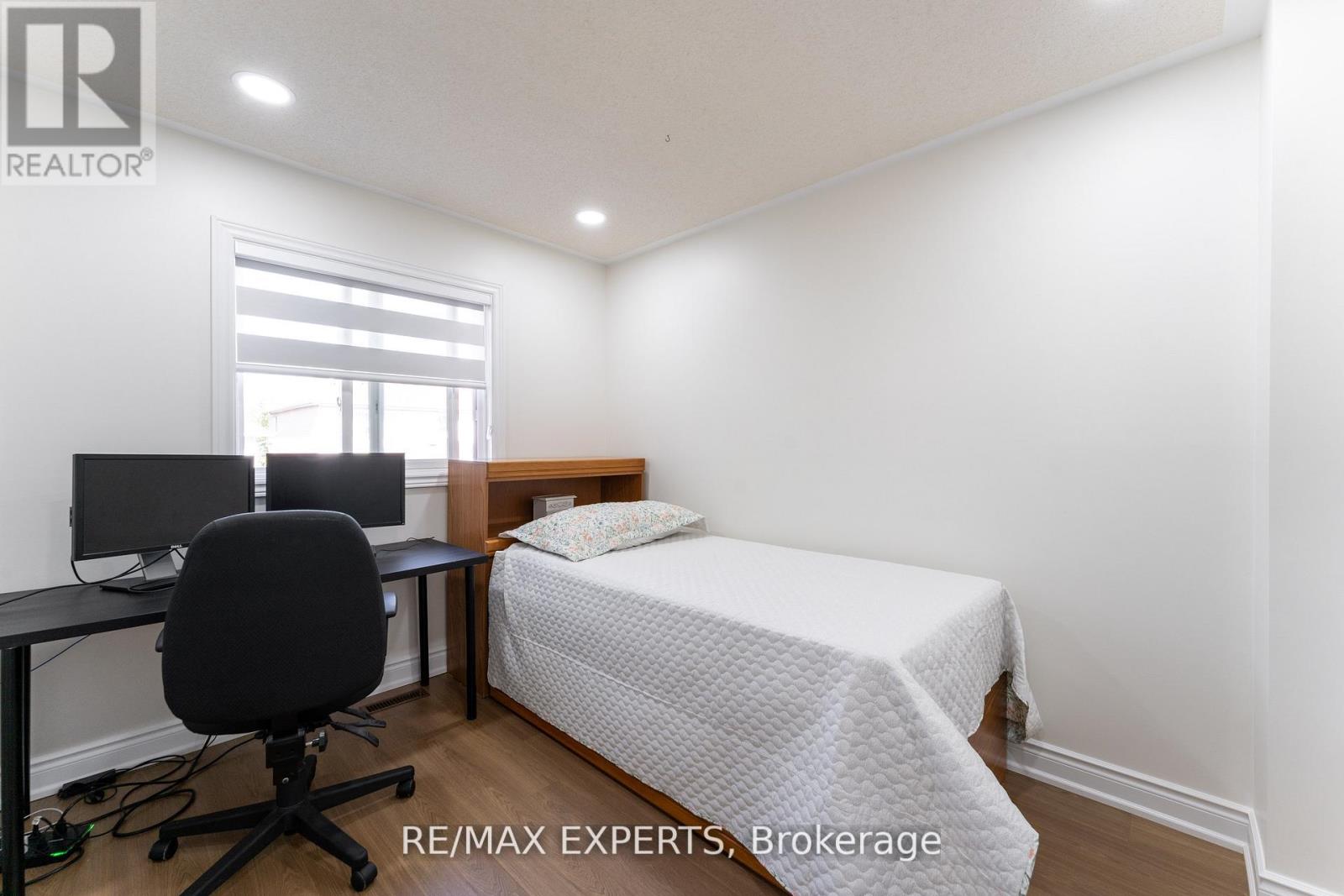 39 Softneedle Avenue, Brampton, Ontario  L6R 1K4 - Photo 19 - W12588502