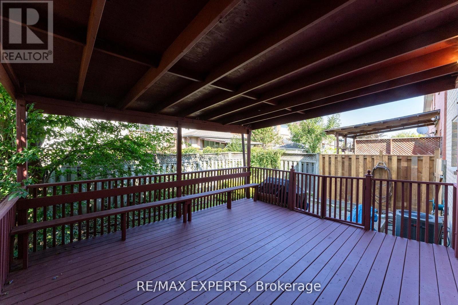 39 Softneedle Avenue, Brampton, Ontario  L6R 1K4 - Photo 27 - W12588502