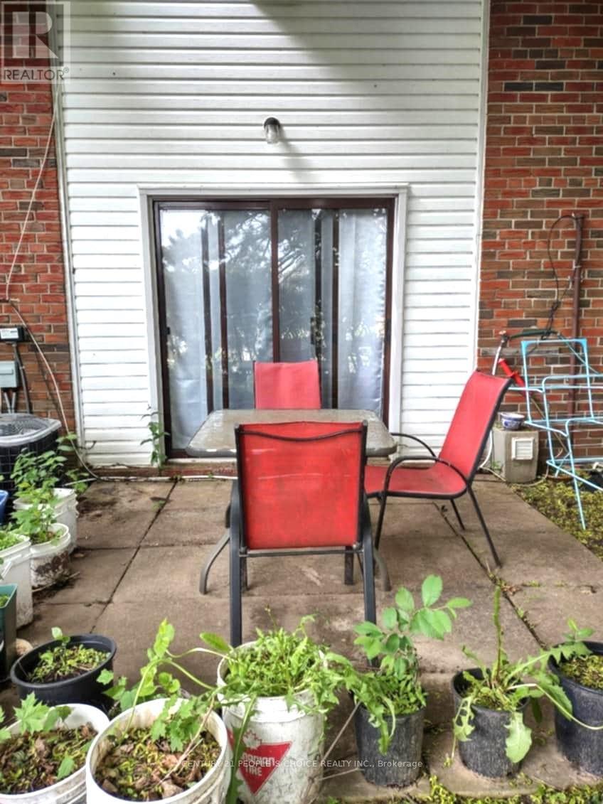 96 Trailridge Crescent, Toronto, Ontario  M1E 4G4 - Photo 28 - E12588462