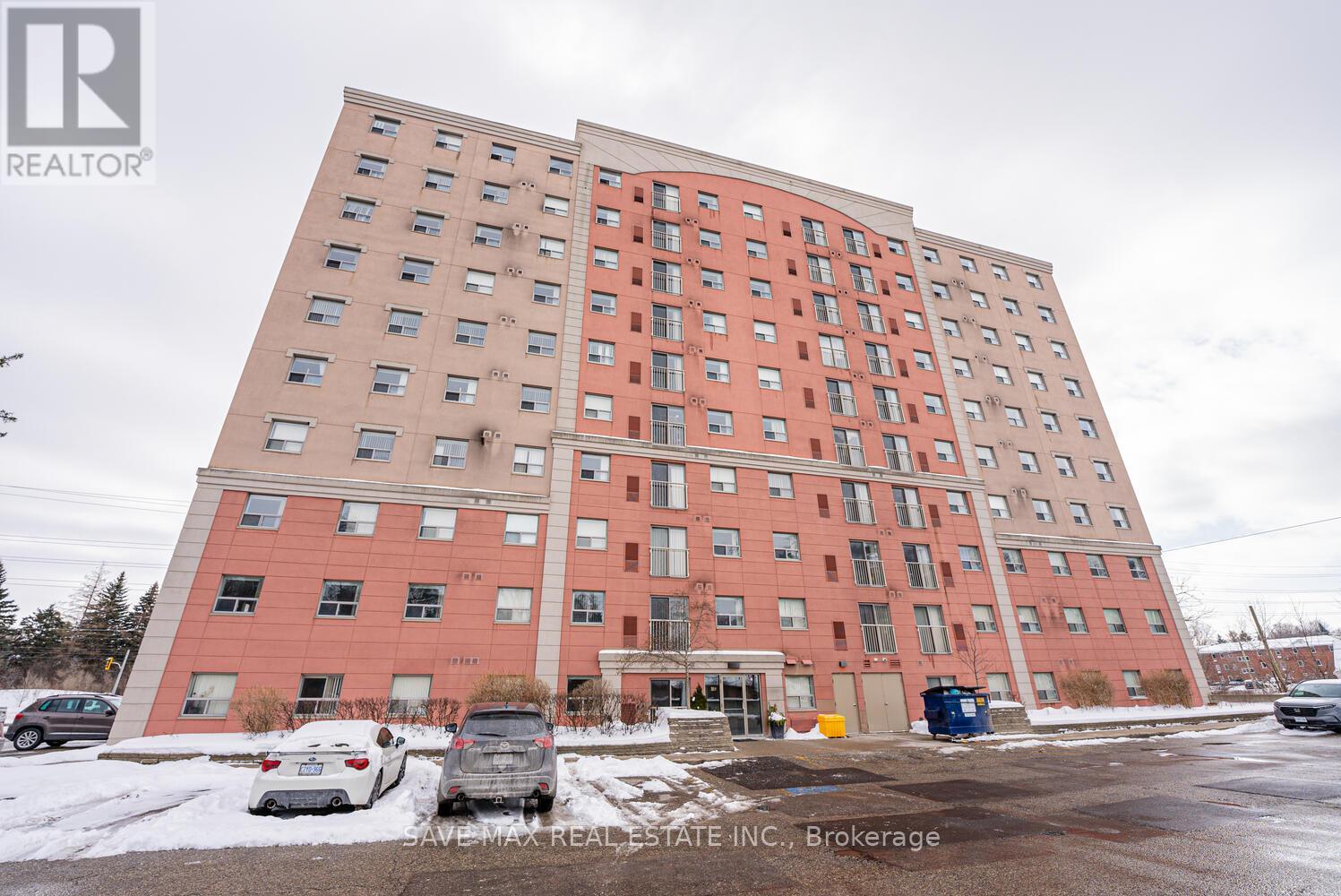 804 - 274 Erb Street W, Waterloo, Ontario N2L 1W2 - Photo 2 - X12588506