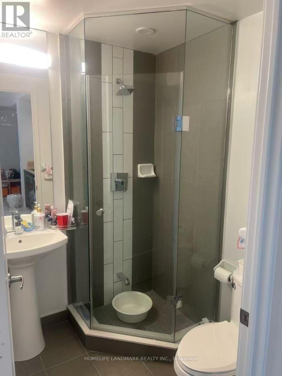 901 - 70 Princess Street, Toronto (Waterfront Communities), Ontario  M5A 0X6 - Photo 6 - C12583466