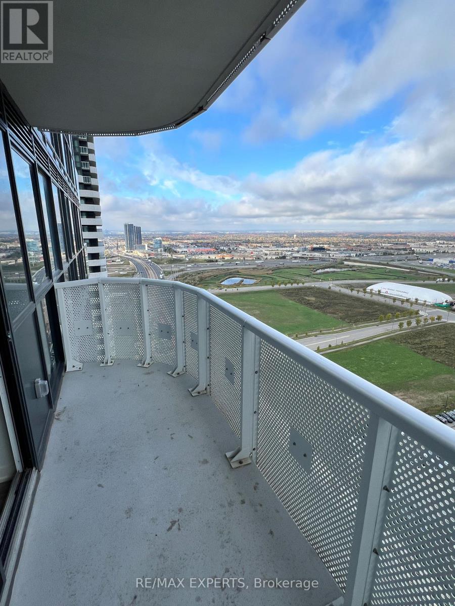 2803 - 8 Interchange Way, Vaughan, Ontario  L4K 5Z7 - Photo 18 - N12586270