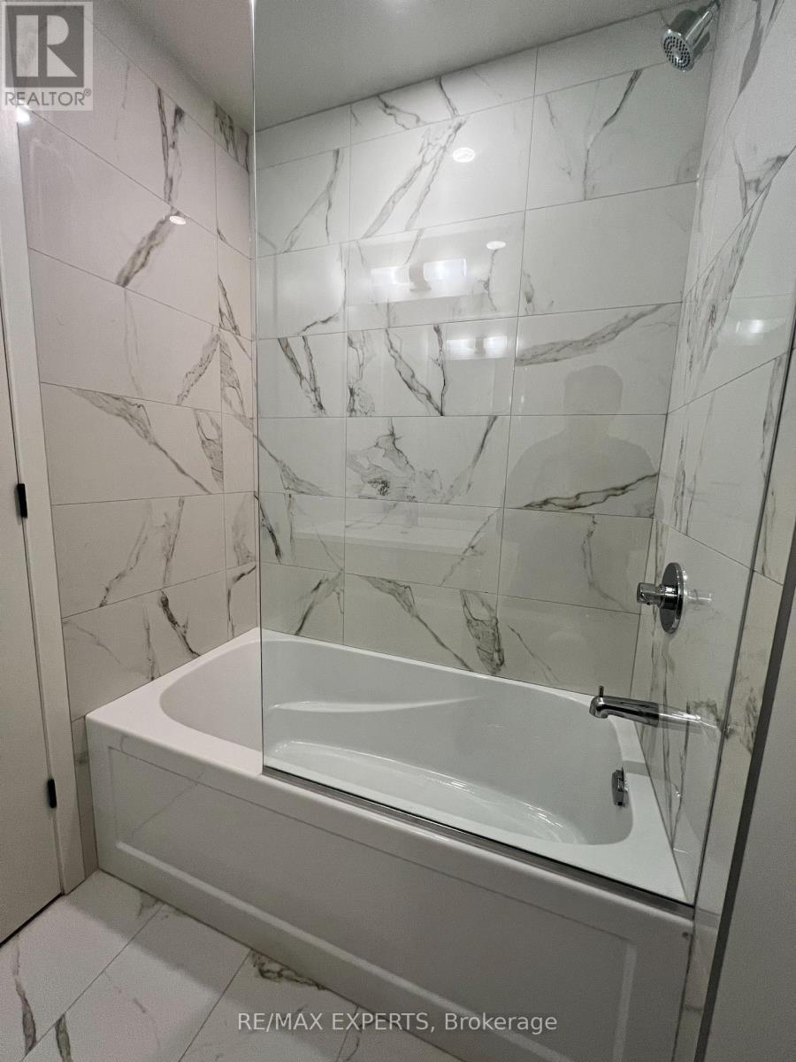 2803 - 8 Interchange Way, Vaughan, Ontario  L4K 5Z7 - Photo 15 - N12586270