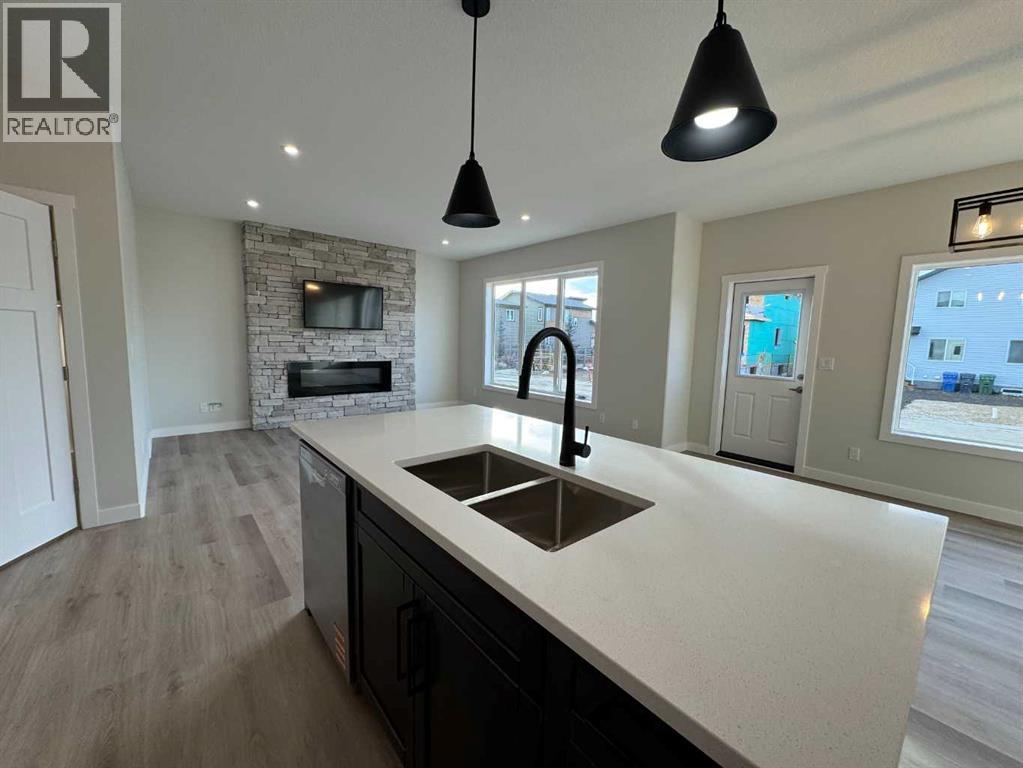 38 Tagish Avenue, Red Deer, Alberta  T4P 0Y7 - Photo 7 - A2265440