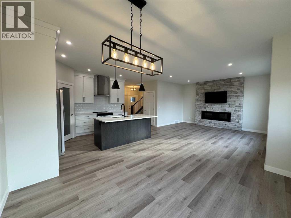 38 Tagish Avenue, Red Deer, Alberta  T4P 0Y7 - Photo 5 - A2265440