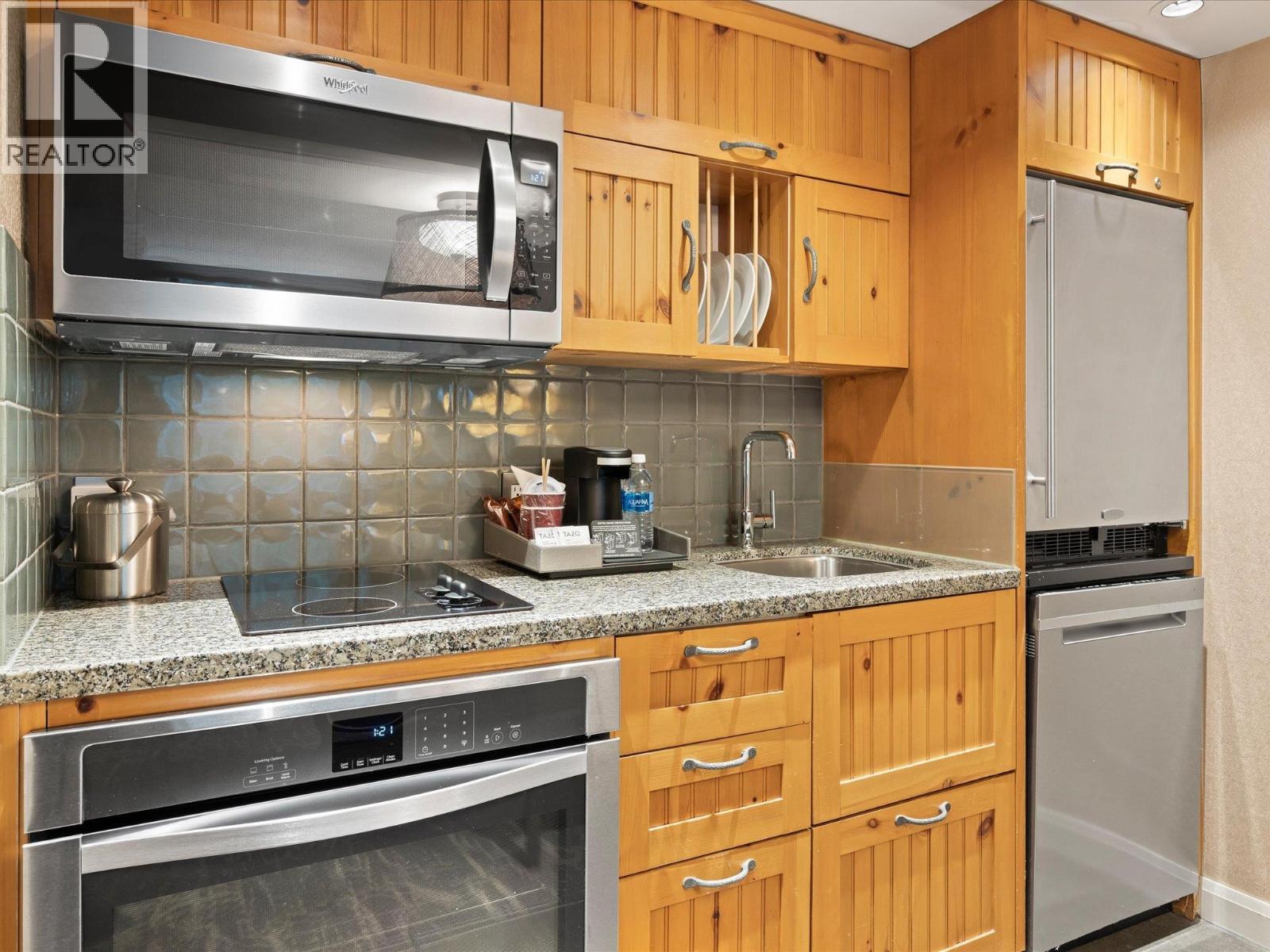 972 4090 Whistler Way, Whistler, British Columbia  V8E 1J3 - Photo 10 - R3070771