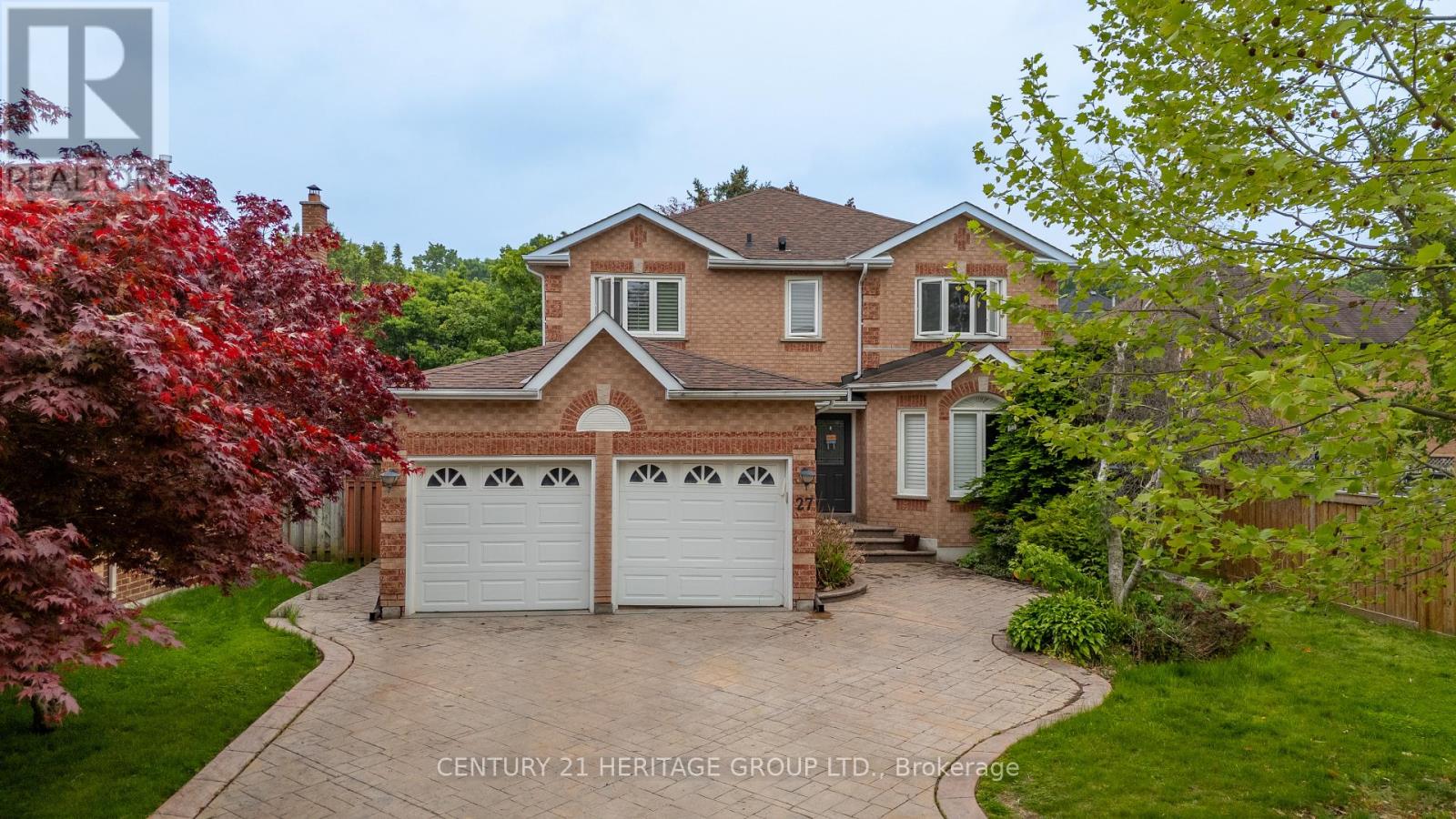 27 CHARING CRESCENT, Aurora, Ontario