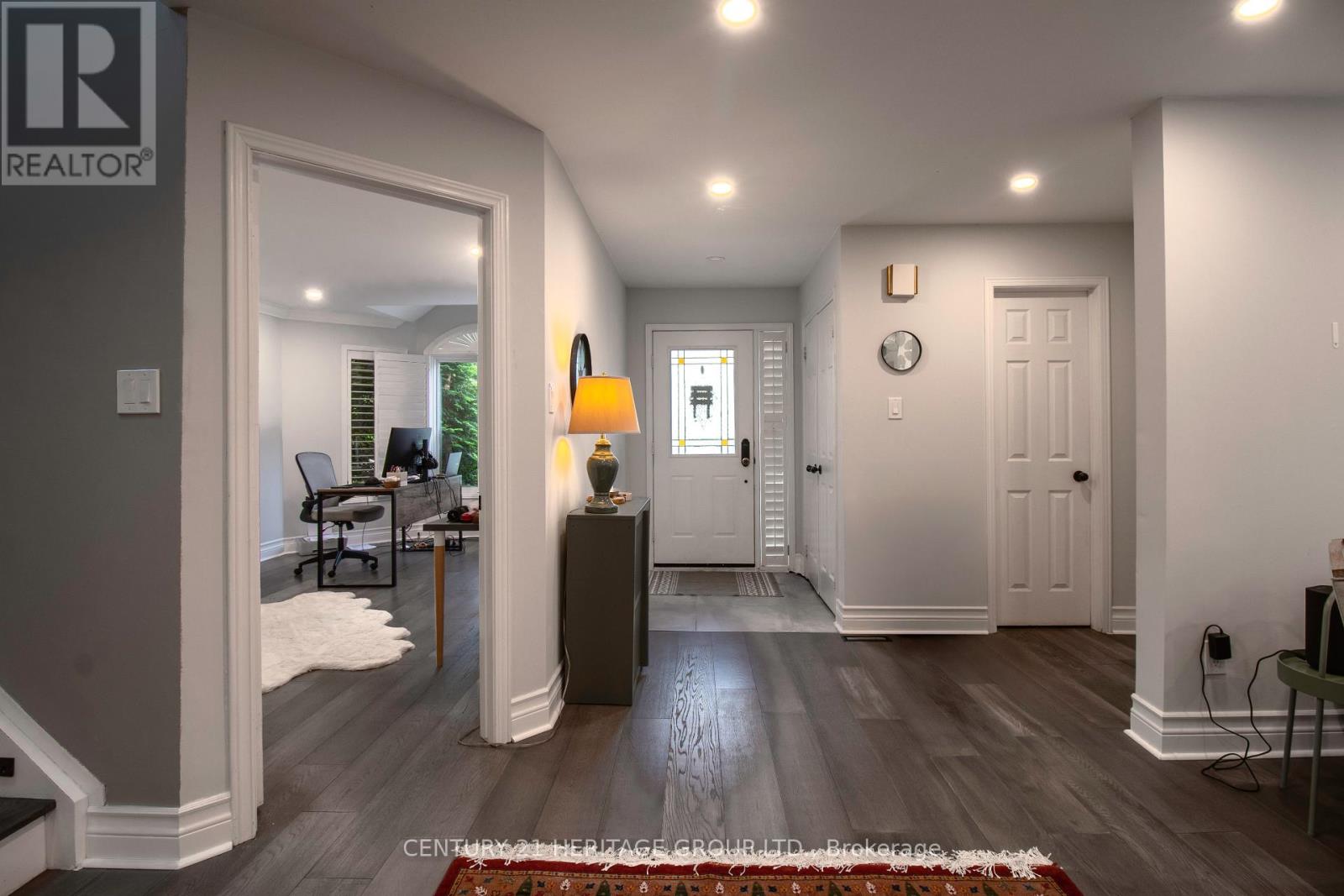 27 Charing Crescent, Aurora, Ontario  L4G 6P4 - Photo 12 - N12588544