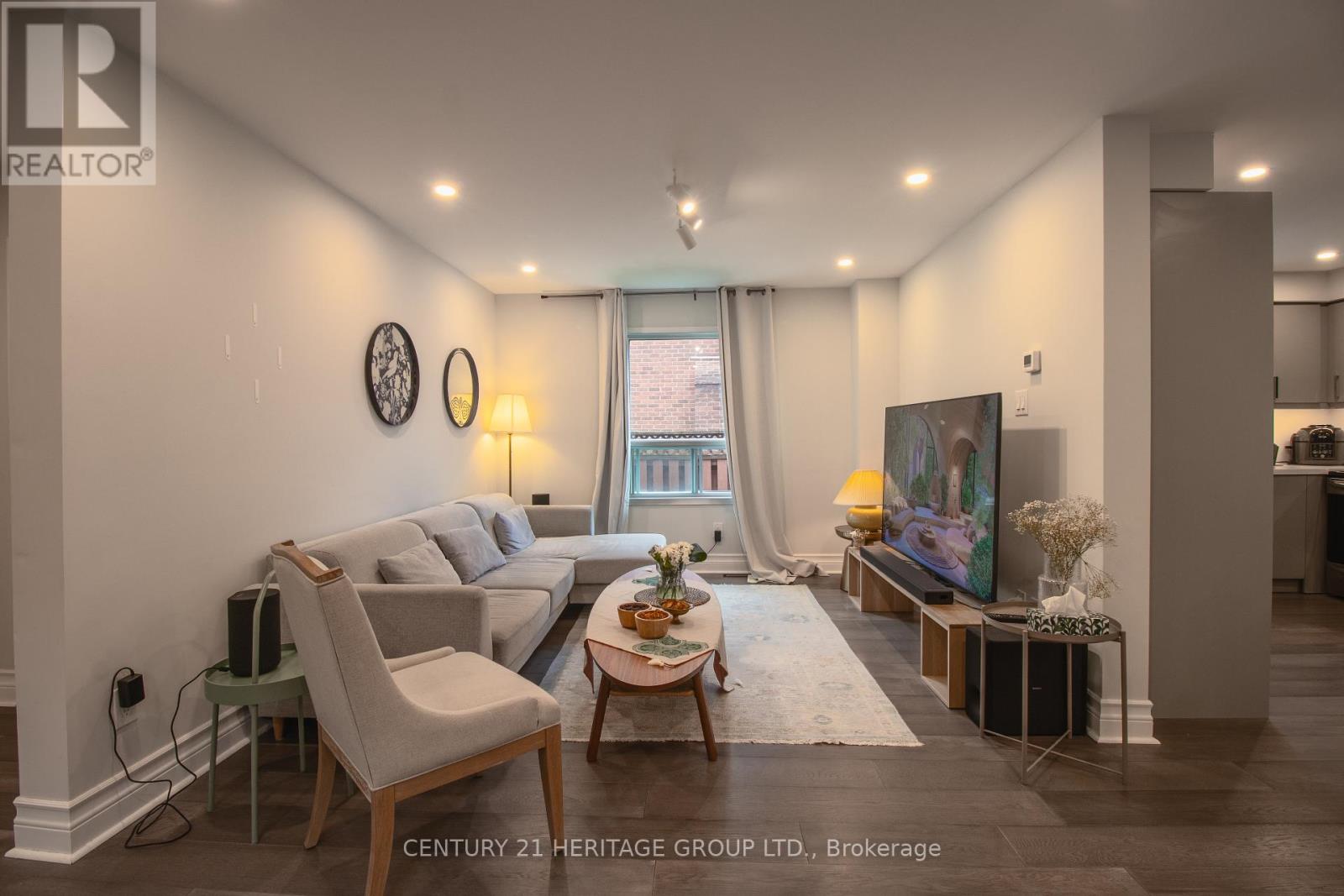 27 Charing Crescent, Aurora, Ontario  L4G 6P4 - Photo 13 - N12588544