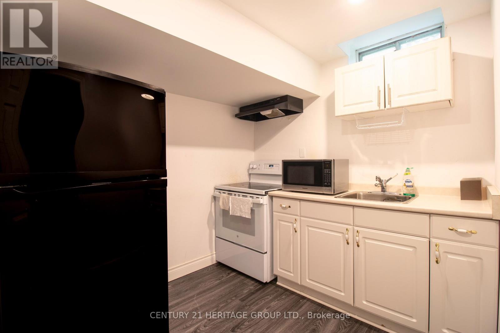 27 Charing Crescent, Aurora, Ontario  L4G 6P4 - Photo 41 - N12588544