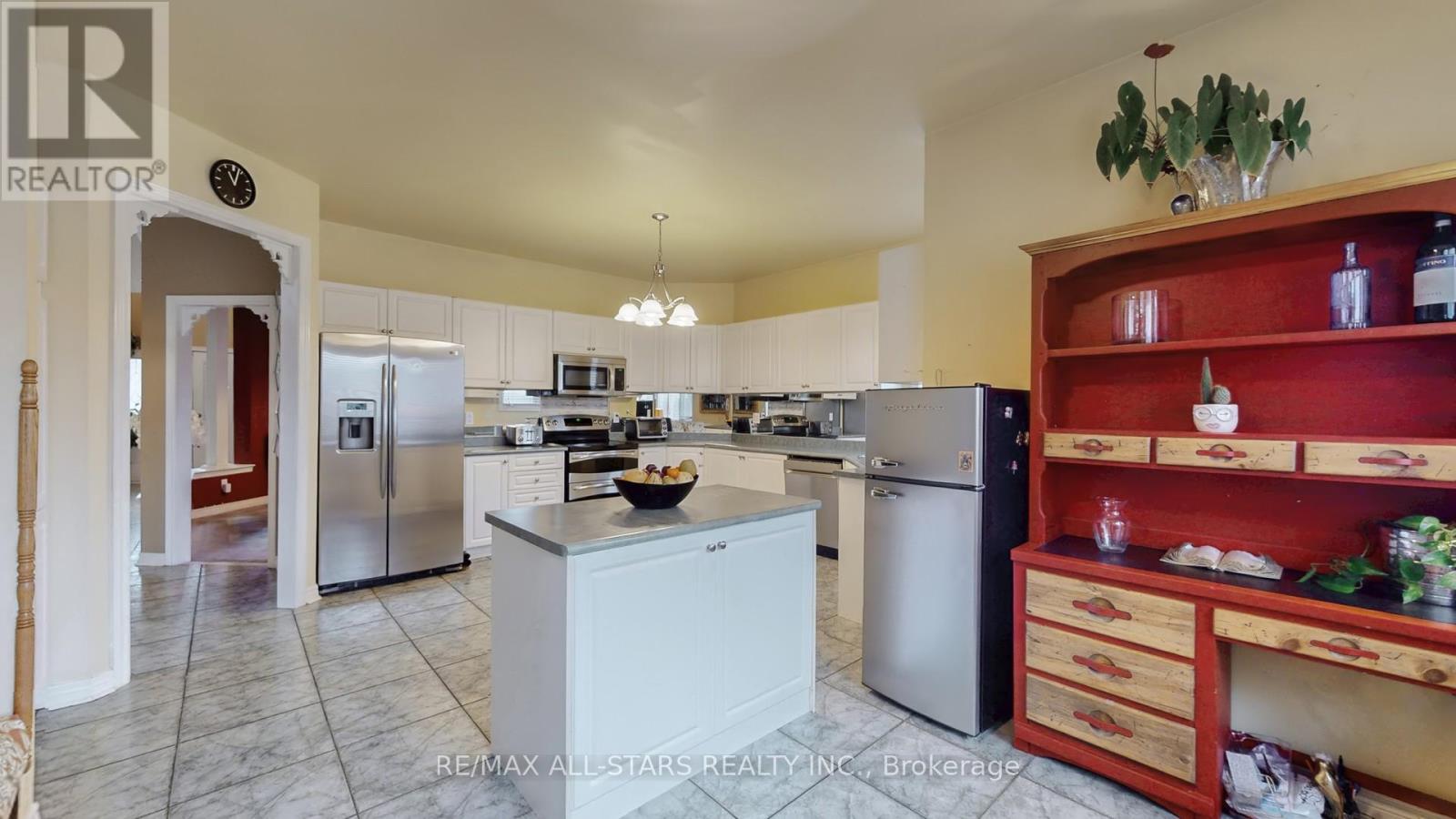 54 Bretton Circle, Markham, Ontario  L3S 3R1 - Photo 16 - N12586978