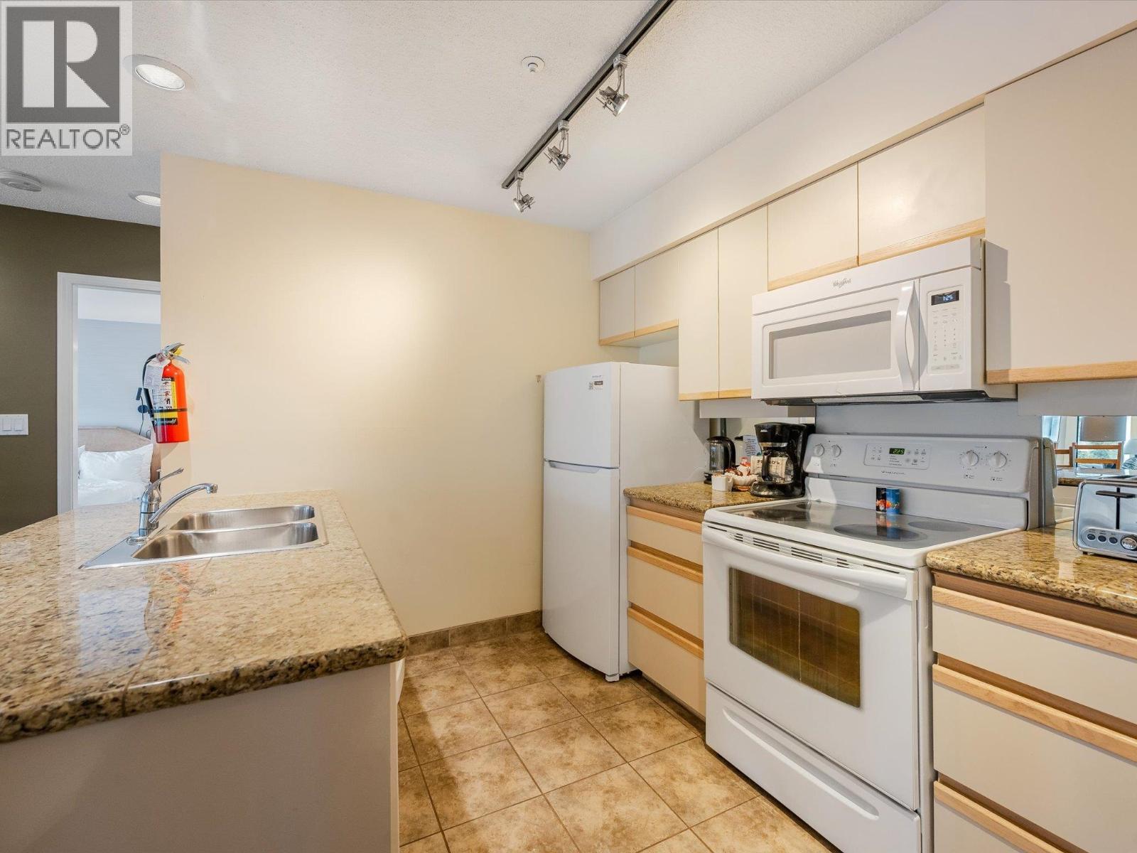 105 3217 Blueberry Drive, Whistler, British Columbia  V8E 0B8 - Photo 12 - R3070797