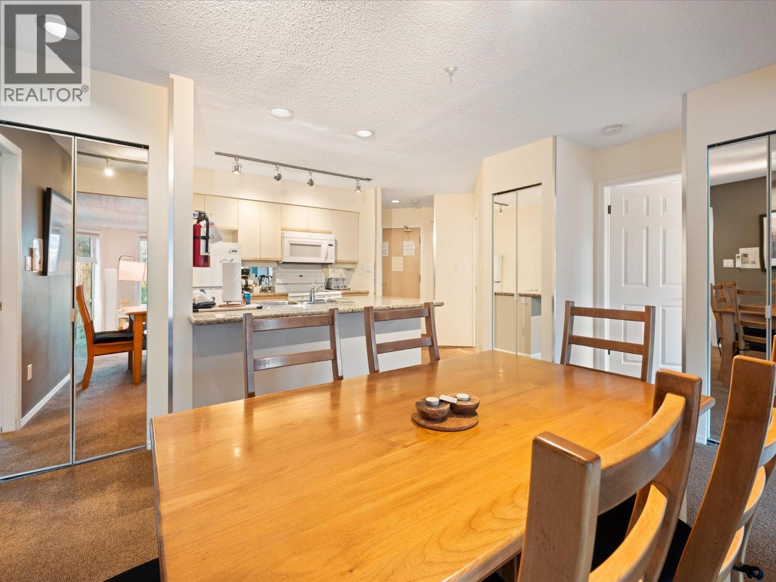 105 3217 Blueberry Drive, Whistler, British Columbia  V8E 0B8 - Photo 11 - R3070797