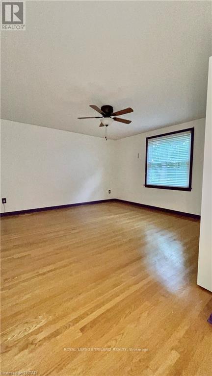 Main Level & Second Floor - 867 Viscount Road S, London South, Ontario  N6J 2C7 - Photo 21 - X12588564