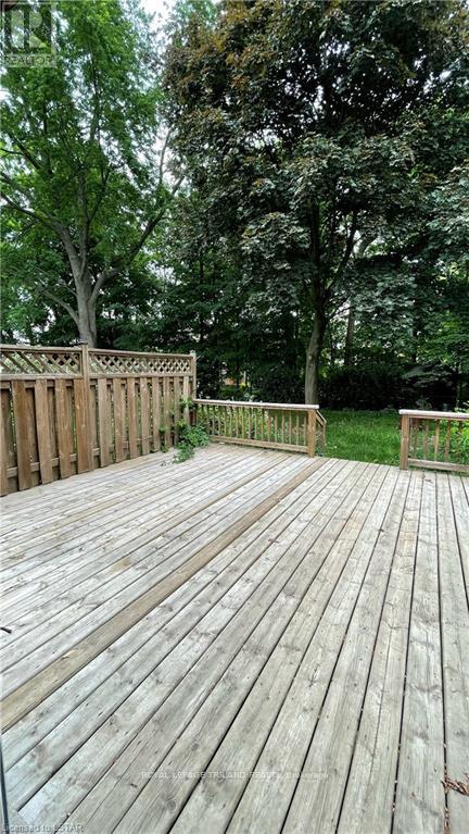 Main Level & Second Floor - 867 Viscount Road S, London South, Ontario  N6J 2C7 - Photo 26 - X12588564