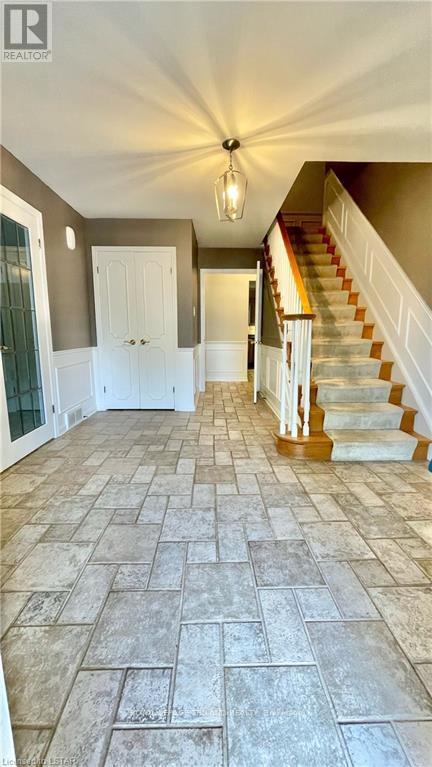 Main Level & Second Floor - 867 Viscount Road S, London South, Ontario  N6J 2C7 - Photo 3 - X12588564