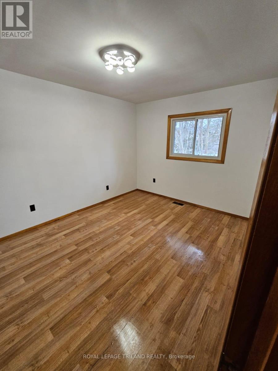 17 Clemens Street, London East, Ontario  N5Y 1H5 - Photo 4 - X12588586