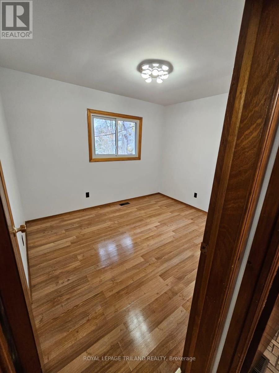 17 Clemens Street, London East, Ontario  N5Y 1H5 - Photo 5 - X12588586