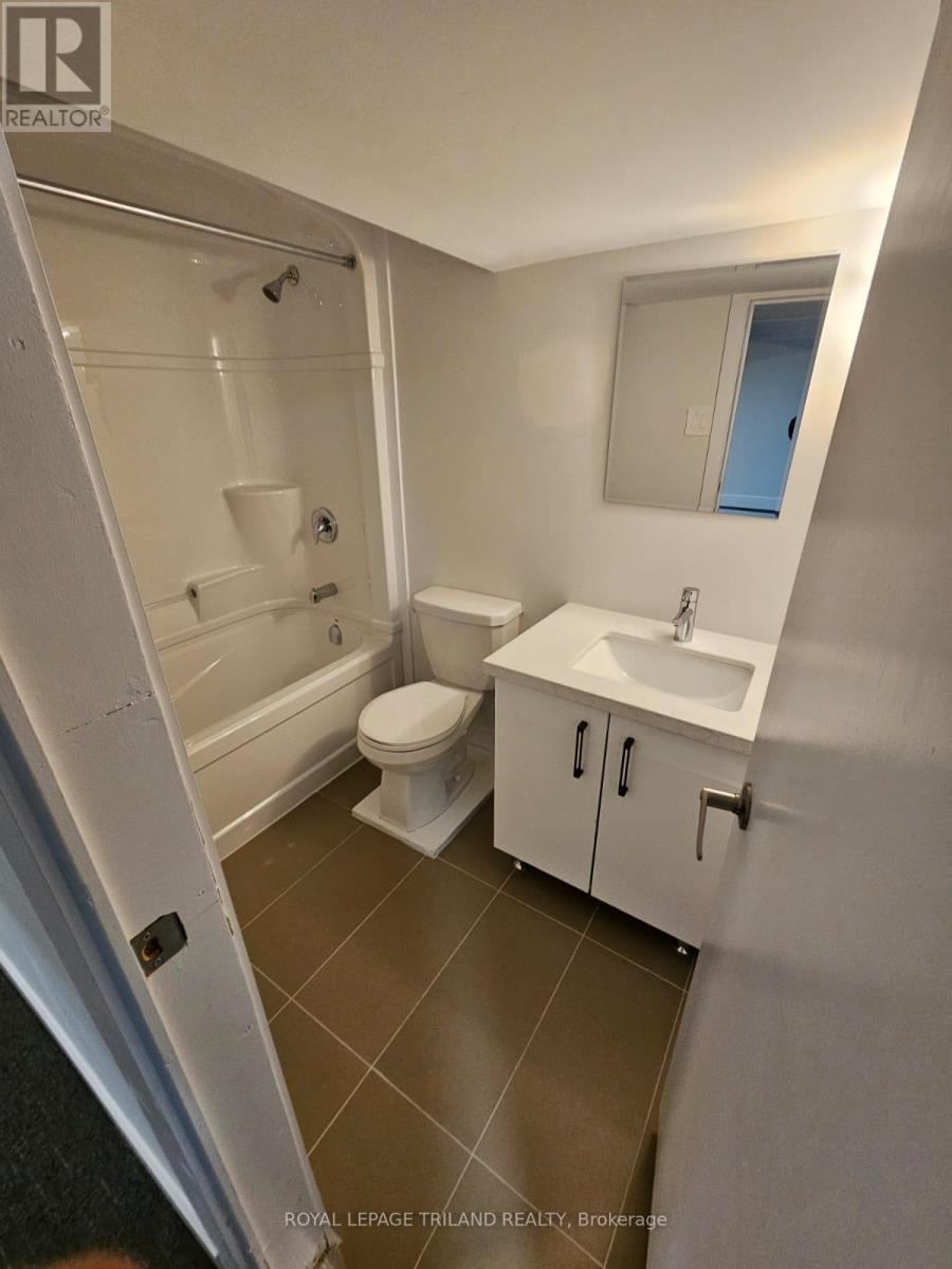 17 Clemens Street, London East, Ontario  N5Y 1H5 - Photo 8 - X12588586