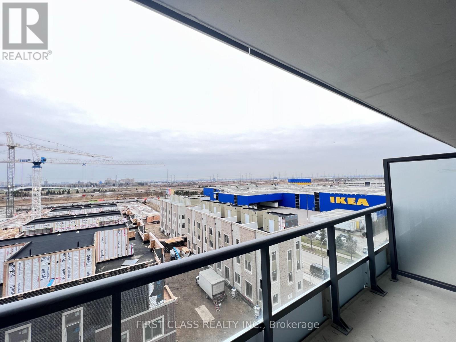 610 - 10 HONEYCRISP CRESCENT, Vaughan, Ontario