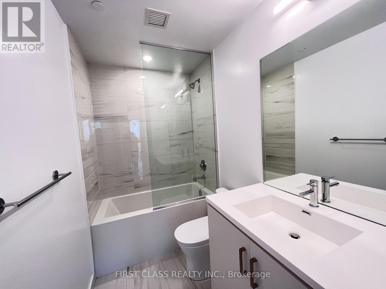 610 - 10 Honeycrisp Crescent, Vaughan, Ontario  L4K 5Z8 - Photo 20 - N12588546