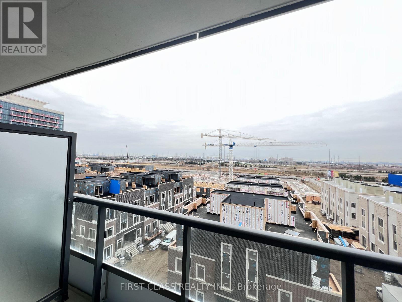 610 - 10 Honeycrisp Crescent, Vaughan, Ontario  L4K 5Z8 - Photo 22 - N12588546