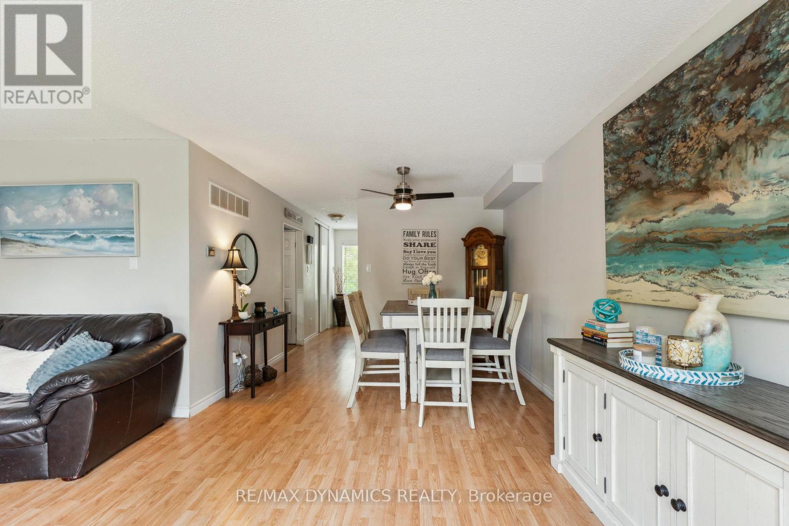 82 Lynden Circle, Halton Hills, Ontario  L7G 4Y8 - Photo 4 - W12588576