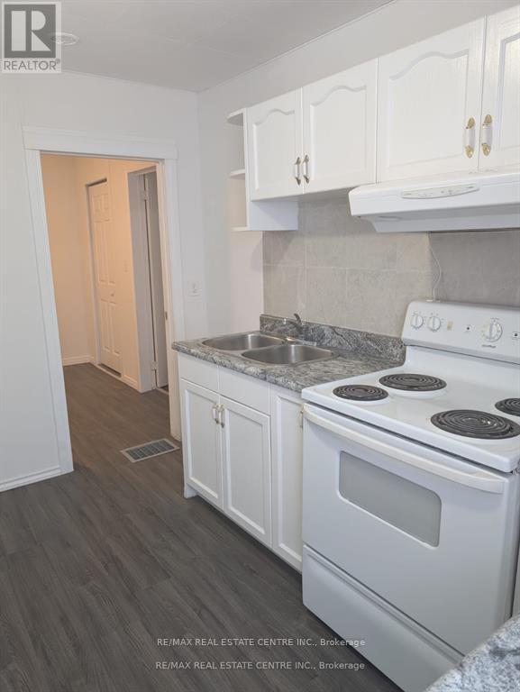 5145 Kitchener Street, Niagara Falls, Ontario  L2G 1B1 - Photo 4 - X12588580