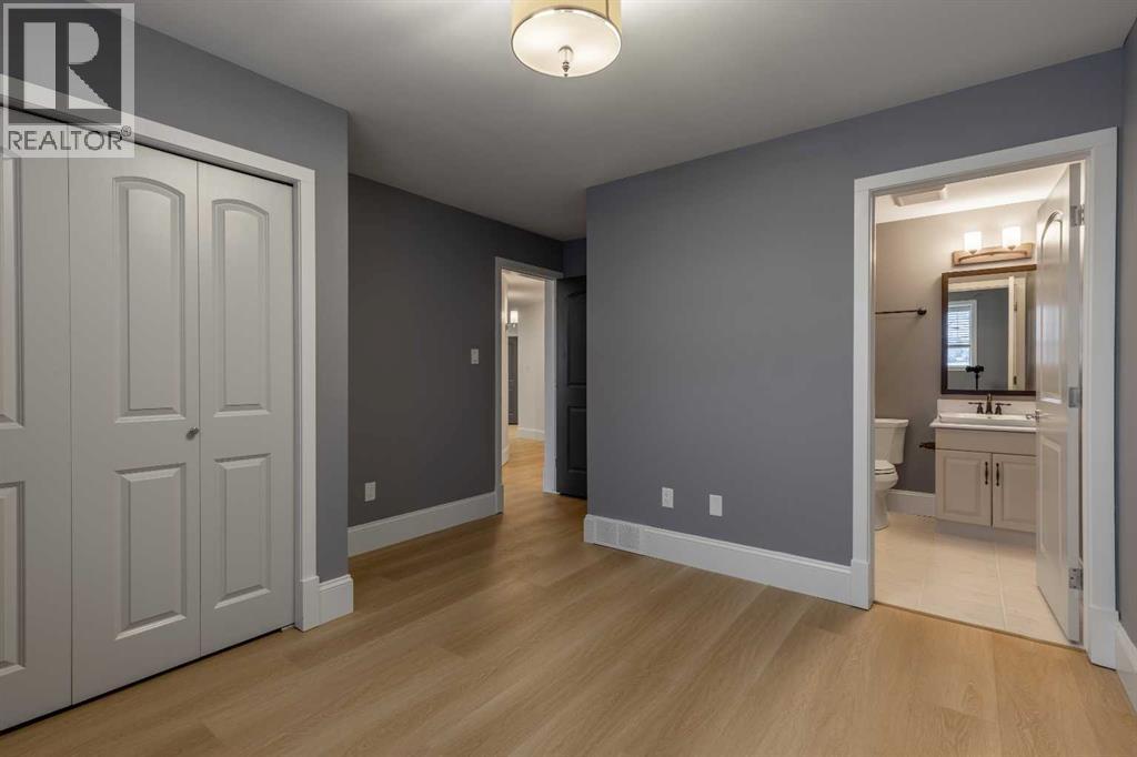 150 Lasalle Terrace W, Lethbridge, Alberta  T1J 5G9 - Photo 34 - A2272584