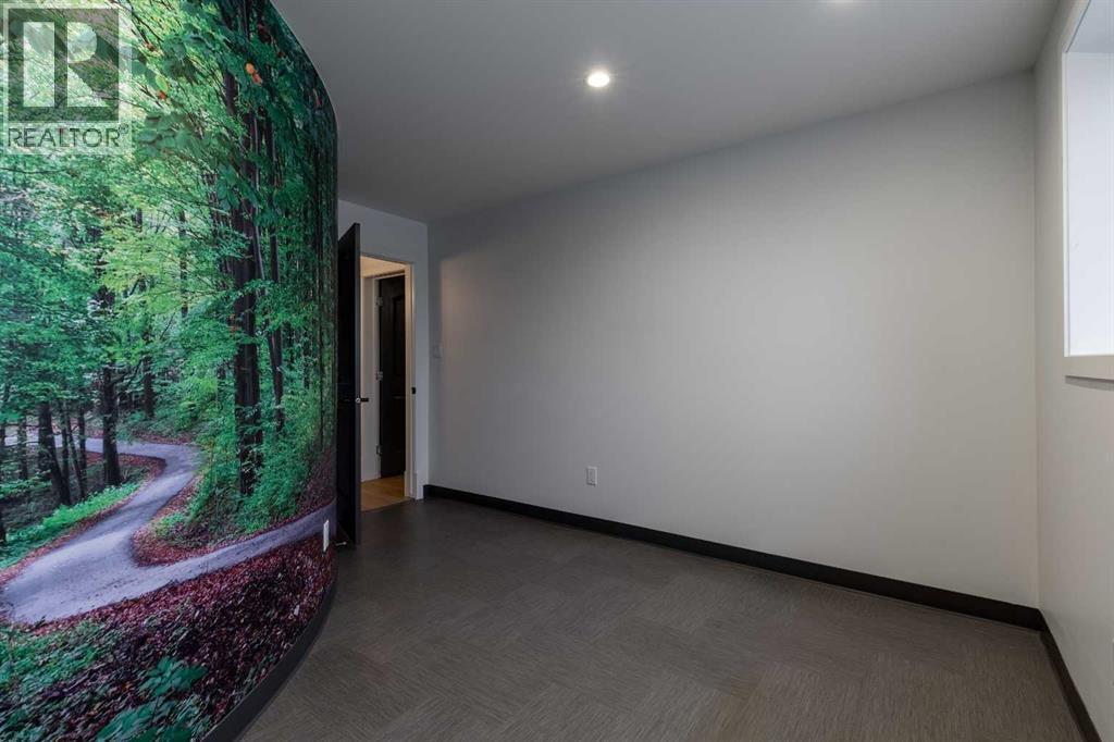 150 Lasalle Terrace W, Lethbridge, Alberta  T1J 5G9 - Photo 37 - A2272584