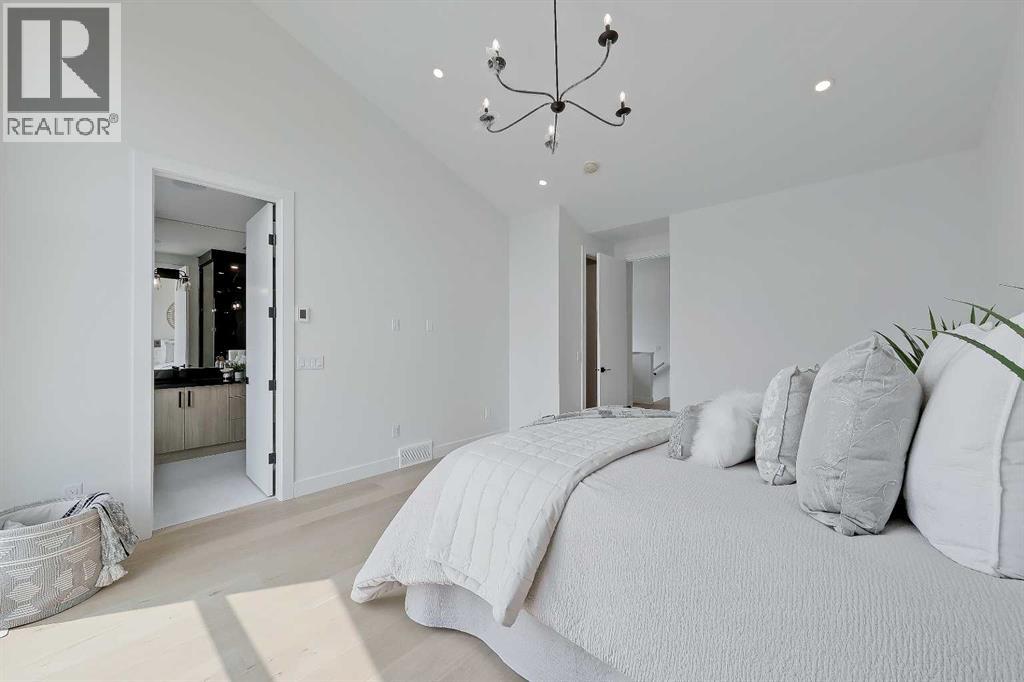 6416 34 Avenue Nw, Calgary, Alberta  T3B 1N1 - Photo 19 - A2249562