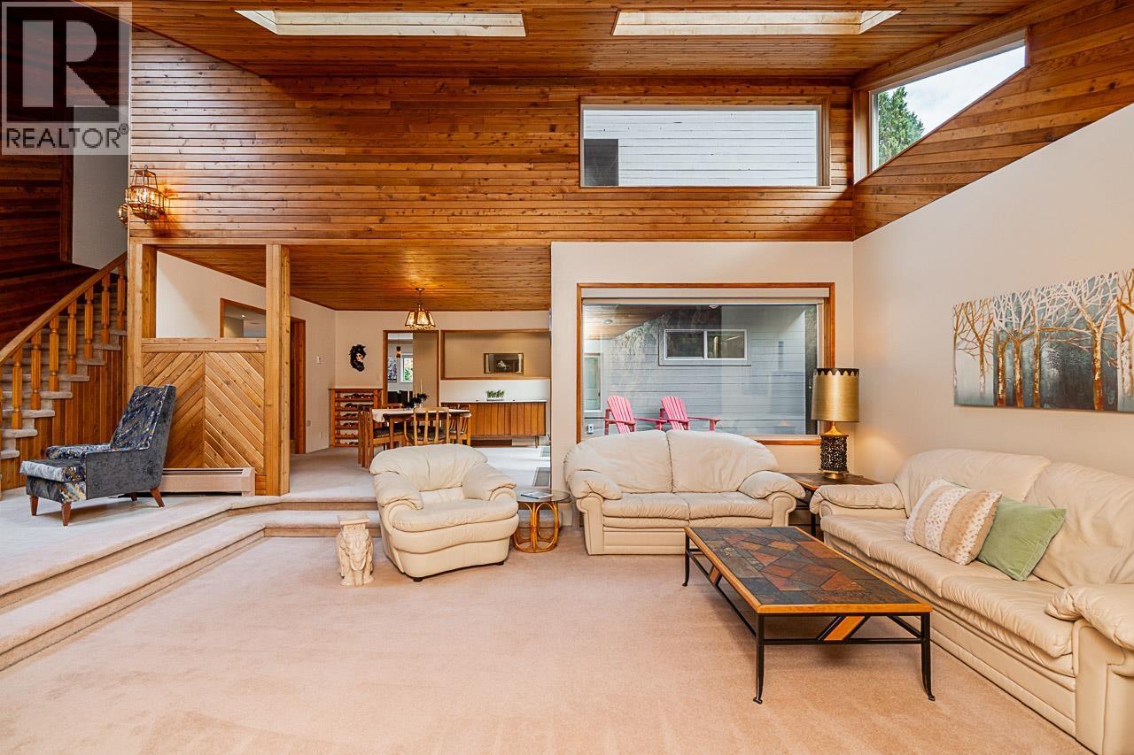 918 50b Street, Delta, British Columbia  V4M 2V9 - Photo 8 - R3070318