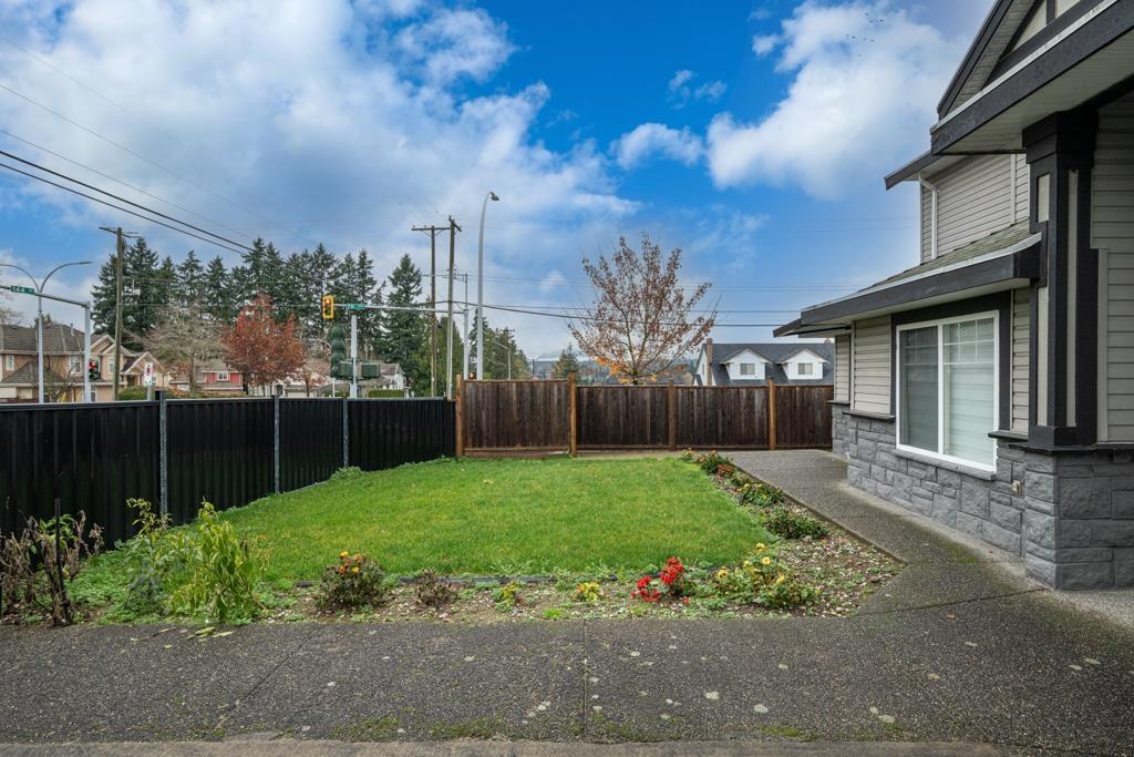 7596 144 Street, Surrey, British Columbia V3W 5S6 - Photo 4 - R3046618