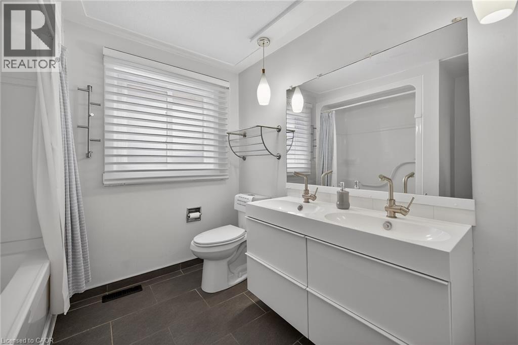 124 Southwood Drive, Cambridge, Ontario  N1S 3S2 - Photo 28 - 40790718