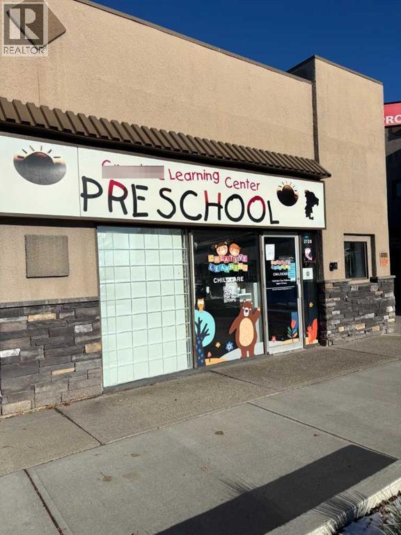 2120, 380 canyon meadows Drive SE, Calgary, Alberta