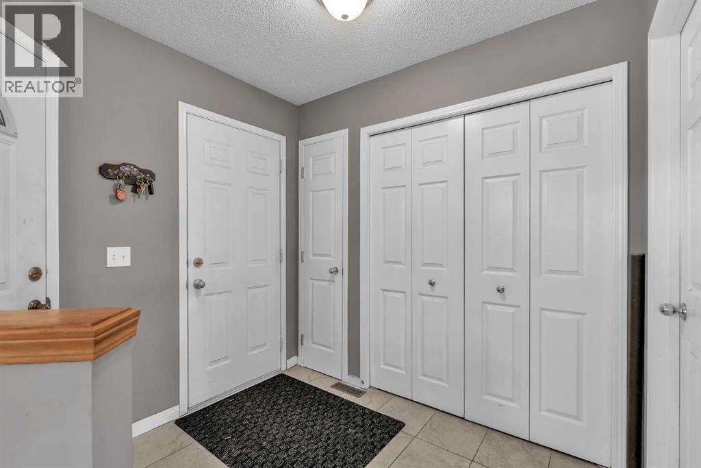 250 Scenic Acres Terrace Nw, Calgary, Alberta  T3L 1Y4 - Photo 35 - A2270509