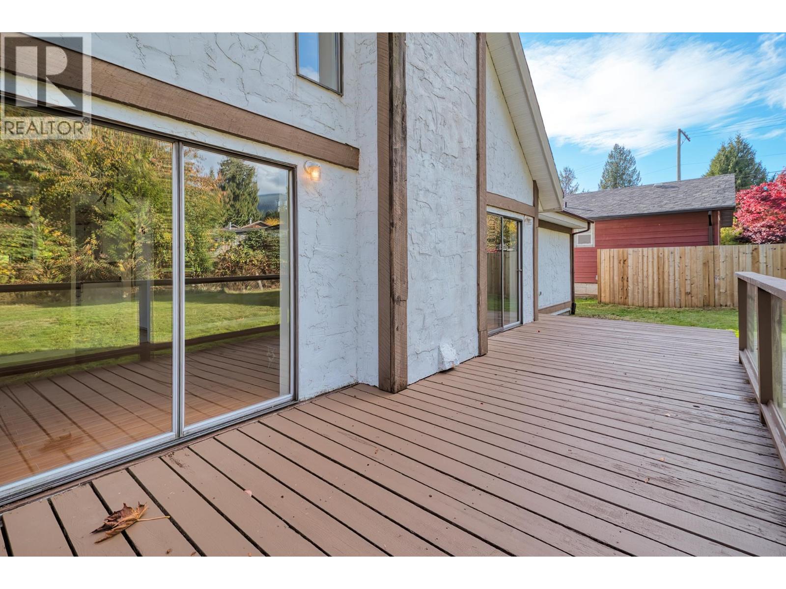 786 Creekside Crescent, Gibsons, British Columbia  V0N 1V9 - Photo 3 - R3063274