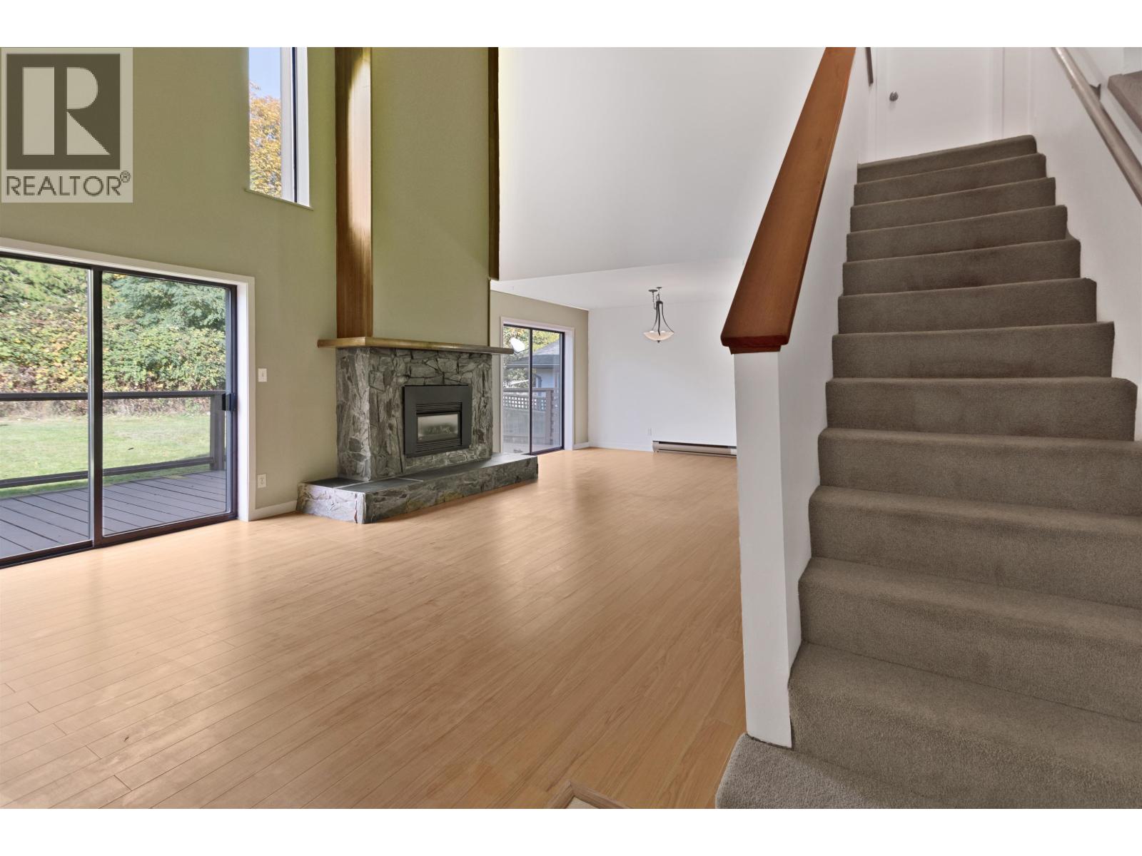 786 Creekside Crescent, Gibsons, British Columbia  V0N 1V9 - Photo 8 - R3063274