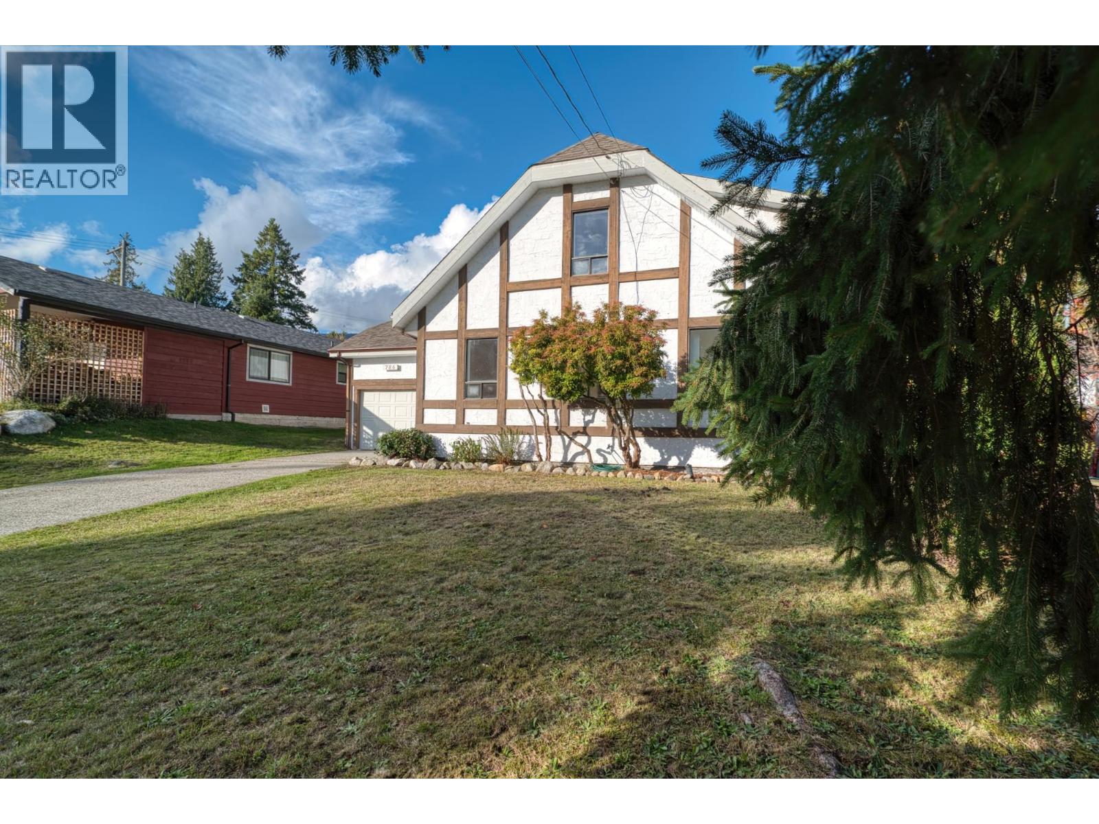 786 Creekside Crescent, Gibsons, British Columbia  V0N 1V9 - Photo 32 - R3063274