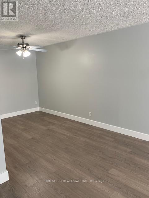 30 Bernick Drive, Barrie (Grove East), Ontario  L4M 5J5 - Photo 11 - S12421561