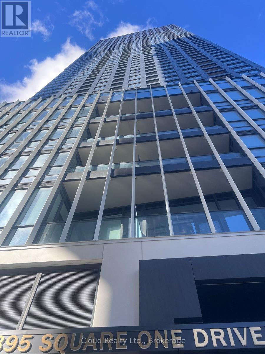 316 - 395 Square One Drive, Mississauga, Ontario  L5B 0C5 - Photo 12 - W12588606