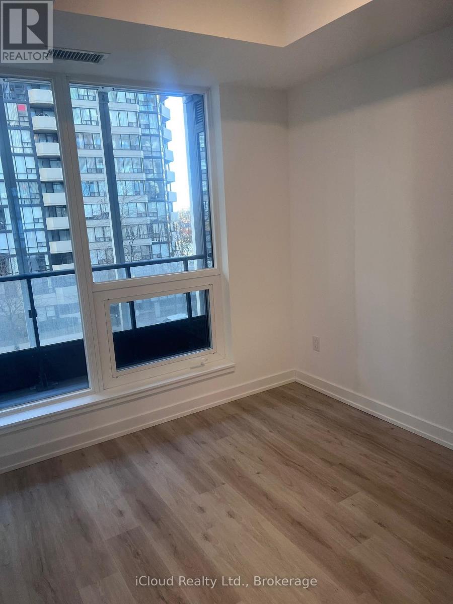 316 - 395 Square One Drive, Mississauga, Ontario  L5B 0C5 - Photo 6 - W12588606