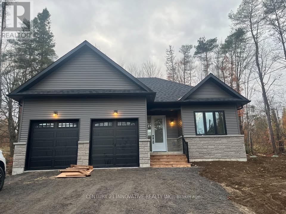 2 Golf Lane N, Strong, Ontario  P0A 1Z0 - Photo 1 - X12588610