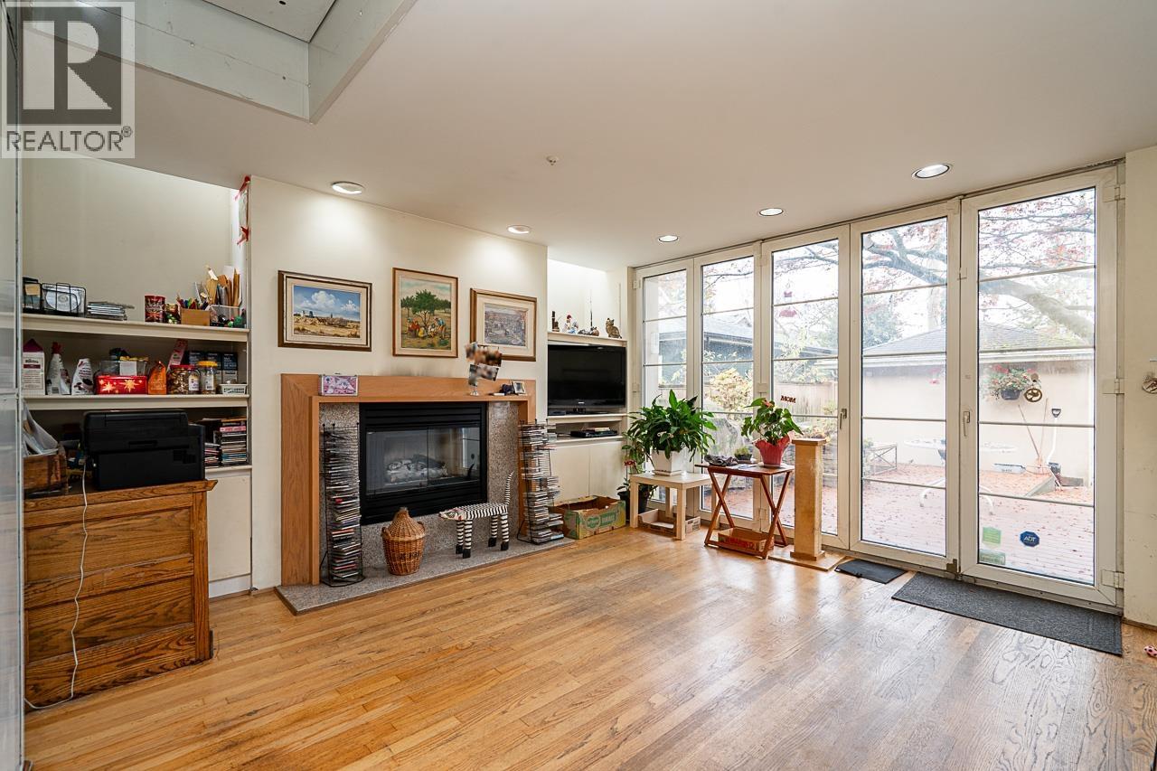 2443 W 47th Avenue, Vancouver, British Columbia  V6M 2N3 - Photo 9 - R3067507