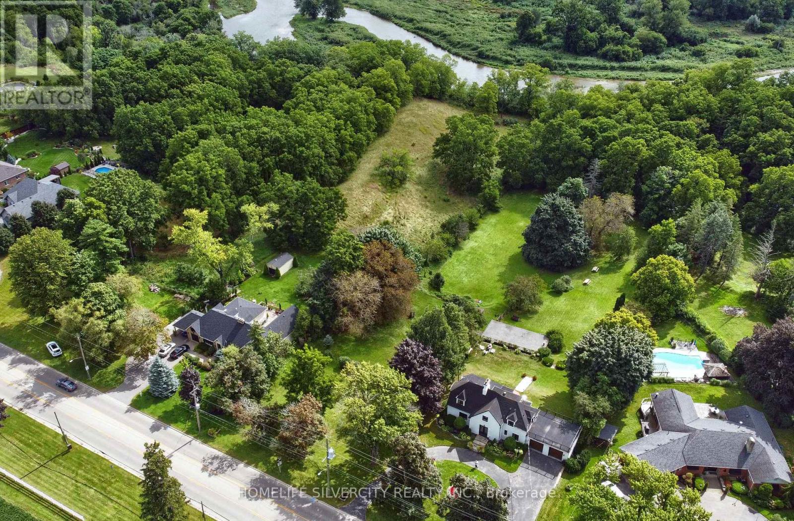 300 Mount Pleasant Road, Brantford, Ontario  N3T 1V1 - Photo 2 - X12586166