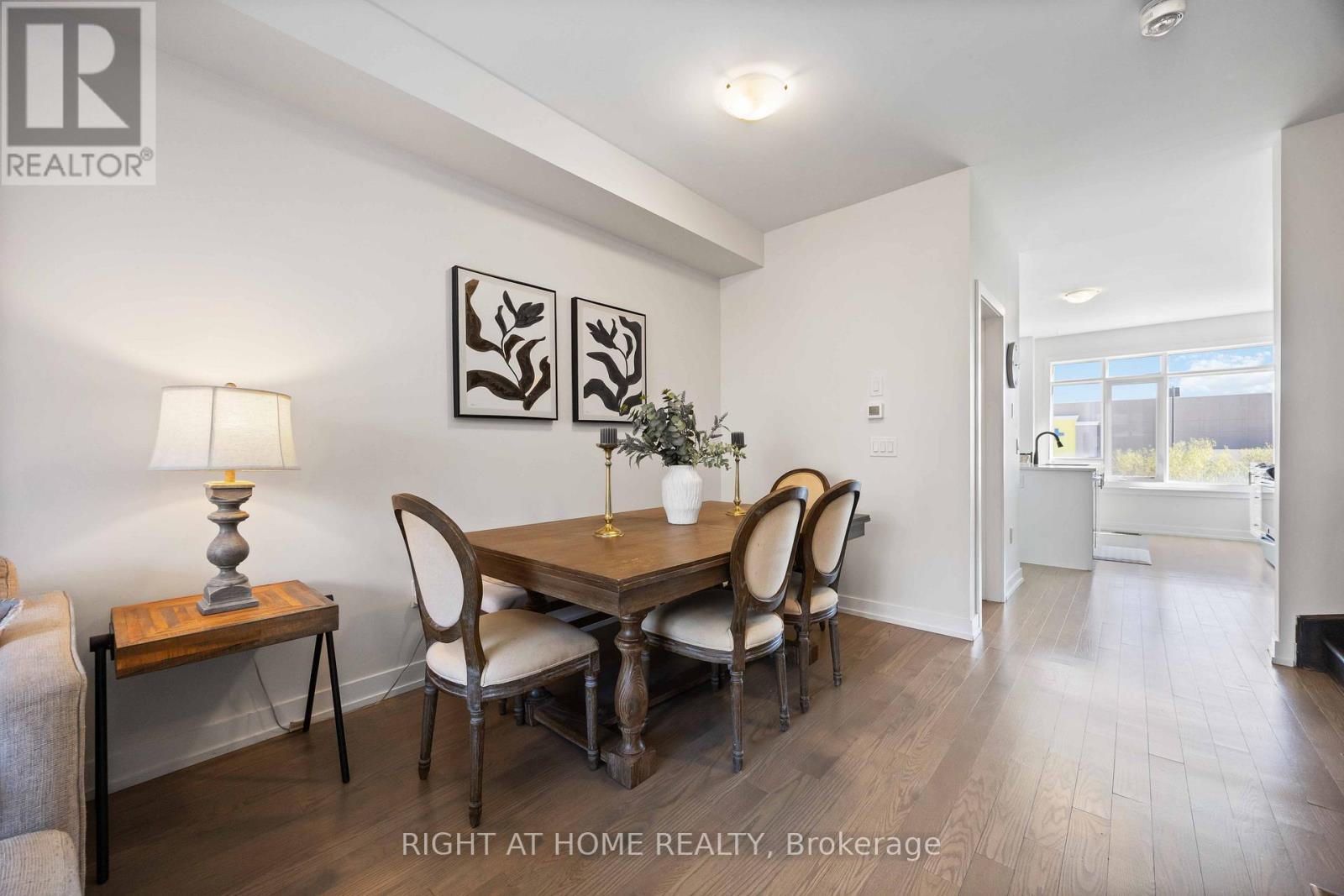 50 Troon Avenue, Vaughan, Ontario  L6A 4Z2 - Photo 10 - N12588642